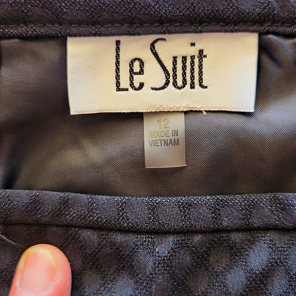NWT Le Suit Black Skirt Suit - Picture 8 of 8